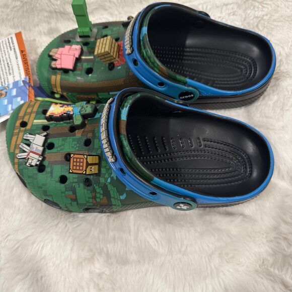 Minecraft Kids' Croc: Meets Adventure!- LIMITED EDITION light up Beach Shoes - Picture 2 of 5